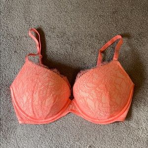 🎊 2/$30 Victoria’s Secret Push Up Bra